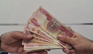 وزارة المالية تباشر بتمويل رواتب الموظفين لشهر آب