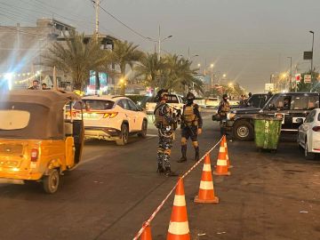 أسرار ليلة الخميس.. العراق يعتقل عناصر شبكة خططت لشن هجمات ضد أهداف معينة بمسيرة (فيديو) أسرار ليلة الخميس.. العراق يعتقل عناصر شبكة خططت لشن هجمات ضد أهداف معينة بمسيرة (فيديو)