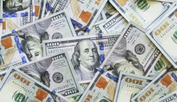 الدولار يرتفع إلى 155 ألف دينار في العراق الدولار يرتفع إلى 155 ألف دينار في العراق