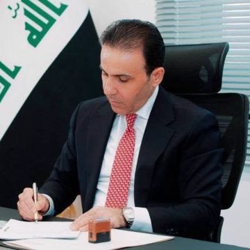 جنايات الفساد تقرر توقيف مدير مكتب وزير النقل وضابط عمليات الطيران في ملف إعادة طائرة الخطوط الجوية جنايات الفساد تقرر توقيف مدير مكتب وزير النقل وضابط عمليات الطيران في ملف إعادة طائرة الخطوط الجوية