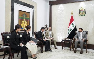 رئيس الوزراء يدعو الشركات اليابانية إلى توسيع حضورها والاستثمار في العراق رئيس الوزراء يدعو الشركات اليابانية إلى توسيع حضورها والاستثمار في العراق