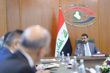 الزيدي يوجه بتفعيل قانون مكافأة المخبرين عن الفساد الزيدي يوجه بتفعيل قانون مكافأة المخبرين عن الفساد
