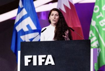 من الملاعب إلى قيادة الفيفا؟!.. قصة المرأة التي تهدد عرش إنفانتينو من الملاعب إلى قيادة الفيفا؟!.. قصة المرأة التي تهدد عرش إنفانتينو
