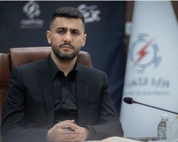 وزير الكهرباء يبحث مع البنك الدولي تخصيص التمويل الجديد لرفع كفاءة قطاع الطاقة. وزير الكهرباء يبحث مع البنك الدولي تخصيص التمويل الجديد لرفع كفاءة قطاع الطاقة.