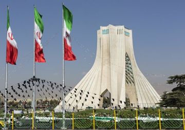 إيران: أي دولة تشارك في الحرب الاقتصادية الأميركية ضدنا تعد عدوا إيران: أي دولة تشارك في الحرب الاقتصادية الأميركية ضدنا تعد عدوا