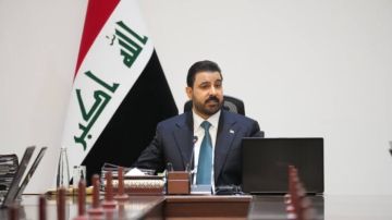 الزيدي يوجه بتشديد الإجراءات الأمنية ومحاصرة منطقة حادثة اعتداء الدورة الزيدي يوجه بتشديد الإجراءات الأمنية ومحاصرة منطقة حادثة اعتداء الدورة