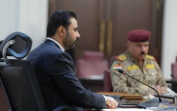 رئيس الوزراء العراقي يوجه بإعداد مشروع قانون لحصر السلاح بيد الدولة رئيس الوزراء العراقي يوجه بإعداد مشروع قانون لحصر السلاح بيد الدولة