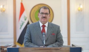 وزير التربية يوجه بإلزام المعاهد الأهلية بنصب كاميرات مراقبة وزير التربية يوجه بإلزام المعاهد الأهلية بنصب كاميرات مراقبة