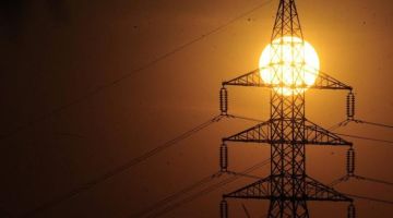 الكهرباء تعلن خطة لإضافة 22 ألف ميغاواط إلى المنظومة الوطنية الكهرباء تعلن خطة لإضافة 22 ألف ميغاواط إلى المنظومة الوطنية