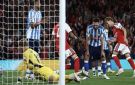 أرسنال يستهل دفاعه عن لقب الدوري بثلاثية في مرمى كوفنتري