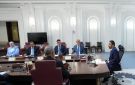 رئيس الوزراء يوجه باستثمار الظروف وتحويل الأزمة إلى فرصة للنجاح عبر توسيع منافذ التصدير