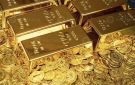 الذهب يرتفع قليلا مع تراجع الدولار في ظل انحسار توقعات رفع الفائدة