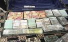 النزاهة تضبط قرابة 9 مليارات دينار و(7) سبائك ذهبية في منزل وكيل وزير الكهرباء لشؤون النقل