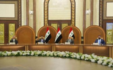 رئيس الوزراء يعلن قرب إطلاق دفعة مالية جديدة لتسديد مستحقات الفلاحين والمقاولين رئيس الوزراء يعلن قرب إطلاق دفعة مالية جديدة لتسديد مستحقات الفلاحين والمقاولين