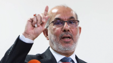 وزير النفط: الزيدي وجه الشركات العاملة باختصار المدد الزمنية وتسريع العمل وزير النفط: الزيدي وجه الشركات العاملة باختصار المدد الزمنية وتسريع العمل
