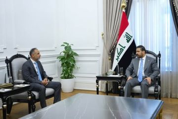 رئيس الوزراء يؤكد حرص الحكومة على دعم الأمن والاستقرار في المنطقة والعمل لحل أزماتها رئيس الوزراء يؤكد حرص الحكومة على دعم الأمن والاستقرار في المنطقة والعمل لحل أزماتها