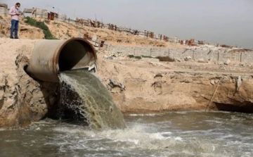 الزيدي يوجه بوضع مدة زمنية لمعالجة تلوث نهري دجلة والفرات الزيدي يوجه بوضع مدة زمنية لمعالجة تلوث نهري دجلة والفرات