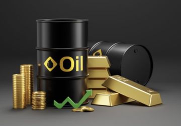 النفط يرتفع والذهب ينخفض النفط يرتفع والذهب ينخفض