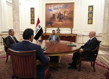 الرئاسات تجدد دعم موقف العراق الثابت الداعي إلى إنهاء التوترات ونزع فتيل الأزمات