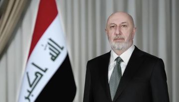 رئيس الجمهورية: قرار السلم والحرب حق حصري للدولة ومعالجة السلاح ووضعه بيدها ركن أساسي لصون السيادة رئيس الجمهورية: قرار السلم والحرب حق حصري للدولة ومعالجة السلاح ووضعه بيدها ركن أساسي لصون السيادة