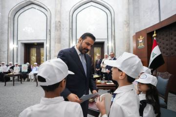 رئيس الوزراء: رعاية الأطفال المصابين بالسكري والوقوف إلى جانبهم تمثل مسؤولية إنسانية رئيس الوزراء: رعاية الأطفال المصابين بالسكري والوقوف إلى جانبهم تمثل مسؤولية إنسانية