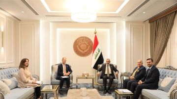 وزير المالية: الانتقال إلى موازنة البرامج والأداء يمثل تحولا مهما في إدارة الموارد وزير المالية: الانتقال إلى موازنة البرامج والأداء يمثل تحولا مهما في إدارة الموارد