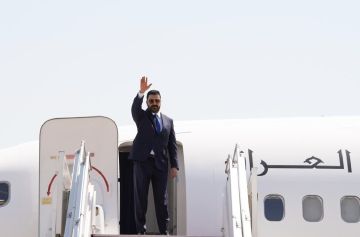 مكتب رئيس الوزراء يكشف تفاصيل الجولة الأوروبية للزيدي إلى فرنسا وألمانيا مكتب رئيس الوزراء يكشف تفاصيل الجولة الأوروبية للزيدي إلى فرنسا وألمانيا