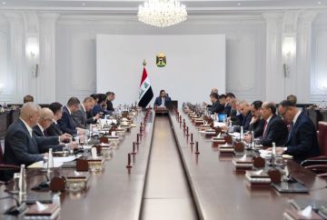 مجلس الوزراء يعقد جلسته الاعتيادية برئاسة الزيدي مجلس الوزراء يعقد جلسته الاعتيادية برئاسة الزيدي