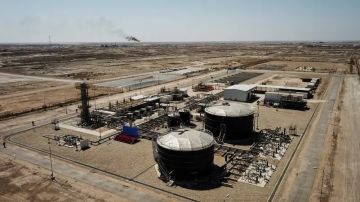 العراق يبدأ إنتاج النفط من حقل القرنين مطلع 2027 بالتعاون مع شركة صينية العراق يبدأ إنتاج النفط من حقل القرنين مطلع 2027 بالتعاون مع شركة صينية