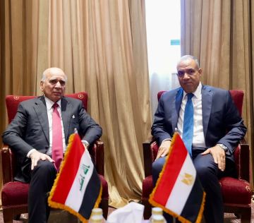 وزير الخارجية ونظيره المصري يناقشان الترتيبات الجارية لزيارة رئيس الوزراء المرتقبة إلى مصر وزير الخارجية ونظيره المصري يناقشان الترتيبات الجارية لزيارة رئيس الوزراء المرتقبة إلى مصر