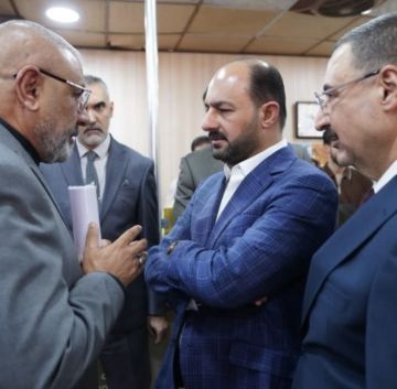 وزيـر الصناعـة يصدر عددا من التوجيهات لتبسيط الإجراءات وتوفير بيئة داعمة للمشاريع الصناعية وزيـر الصناعـة يصدر عددا من التوجيهات لتبسيط الإجراءات وتوفير بيئة داعمة للمشاريع الصناعية