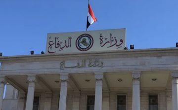 الدفاع توضح بشأن انتحار آمر اللواء 63 في مكتبه بمعسكر التاجي الدفاع توضح بشأن انتحار آمر اللواء 63 في مكتبه بمعسكر التاجي