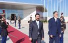 رئيس الوزراء يتوجه إلى العاصمة الألمانية برلين بعد اختتام زيارته الرسمية إلى فرنسا