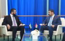 رئيس الوزراء والرئيس السوري يبحثان سبل تطوير العلاقات الثنائية وفق مقتضيات المصالح المتبادلة