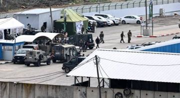 الاحتلا يبدأ بنقل الأسرى الفلسطينيين الذين سيتم إطلاق سراحهم