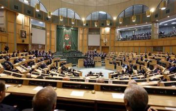 35 مستشارا في مجلس النواب يتقاضون رواتبهم من منازلهم دون عمل فعلي