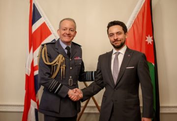 ولي العهد يلتقي في لندن رئيس أركان الدفاع البريطاني ولي العهد يلتقي في لندن رئيس أركان الدفاع البريطاني