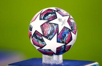 يويفا يكشف عن لاعب الأسبوع في دوري الأبطال (فيديو) يويفا يكشف عن لاعب الأسبوع في دوري الأبطال (فيديو)