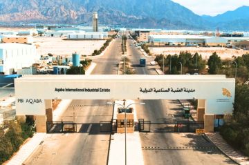 الاستثمار الصناعي في مدينة العقبة الصناعية الدولية والتوسع الواعد في مدينة القويرة الصناعية الدولية الاستثمار الصناعي في مدينة العقبة الصناعية الدولية والتوسع الواعد في مدينة القويرة الصناعية الدولية