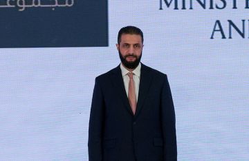 الشرع يغلق مكتب شقيقه بدمشق ويجرد موظفين من سيارات فارهة