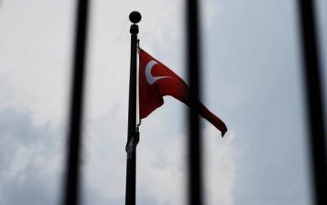 تركيا تعتقل 23 شخصا في تحقيق مصفاة إسطنبول للذهب تركيا تعتقل 23 شخصا في تحقيق مصفاة إسطنبول للذهب