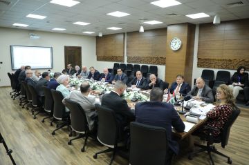 جامعة الشرق الأوسط تستضيف اجتماع الهيئة الإدارية الأول للاتحاد الرياضي للجامعات الأردنية جامعة الشرق الأوسط تستضيف اجتماع الهيئة الإدارية الأول للاتحاد الرياضي للجامعات الأردنية