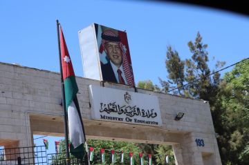 وزارة التربية تعلن الدليل الإرشادي ل تكميلية التوجيهي وزارة التربية تعلن الدليل الإرشادي ل تكميلية التوجيهي
