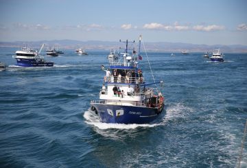 وصول 45 شخصا من رعايا دول عدة للأردن كانوا على متن أسطول الحرية وصول 45 شخصا من رعايا دول عدة للأردن كانوا على متن أسطول الحرية