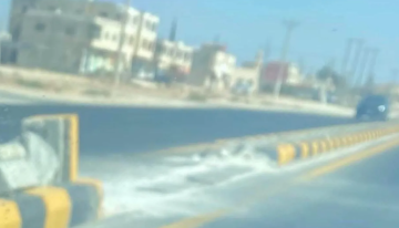 الفتحات العشوائية تهدد حياة مستخدمي طريق بغداد الدولي بالمفرق الفتحات العشوائية تهدد حياة مستخدمي طريق بغداد الدولي بالمفرق