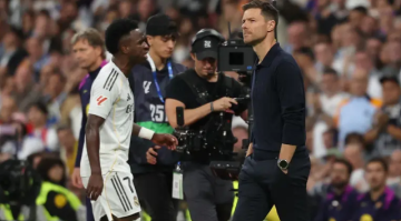 فينيسيوس يعلنها بغضب: سأغادر ريال مدريد