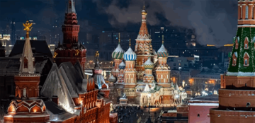 ضوء أخضر غامض في سماء موسكو ضوء أخضر غامض في سماء موسكو