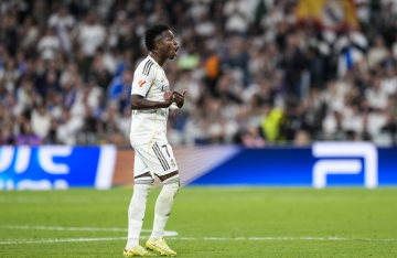 فينيسيوس يصدم ريال مدريد بعد استبداله في الكلاسيكو (فيديو)