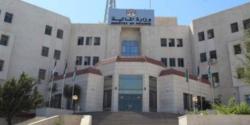 زيادة الإنفاق على الرواتب بـ274 مليون دينار تعكس ارتفاع الكلف التشغيلية في موازنة 2026