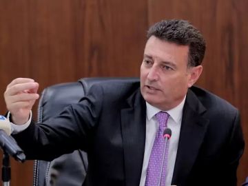 في آخر نشاط له كرئيس لمجلس النواب...النائب أحمد الصفدي يلتقي برئيس محكمة التمييز